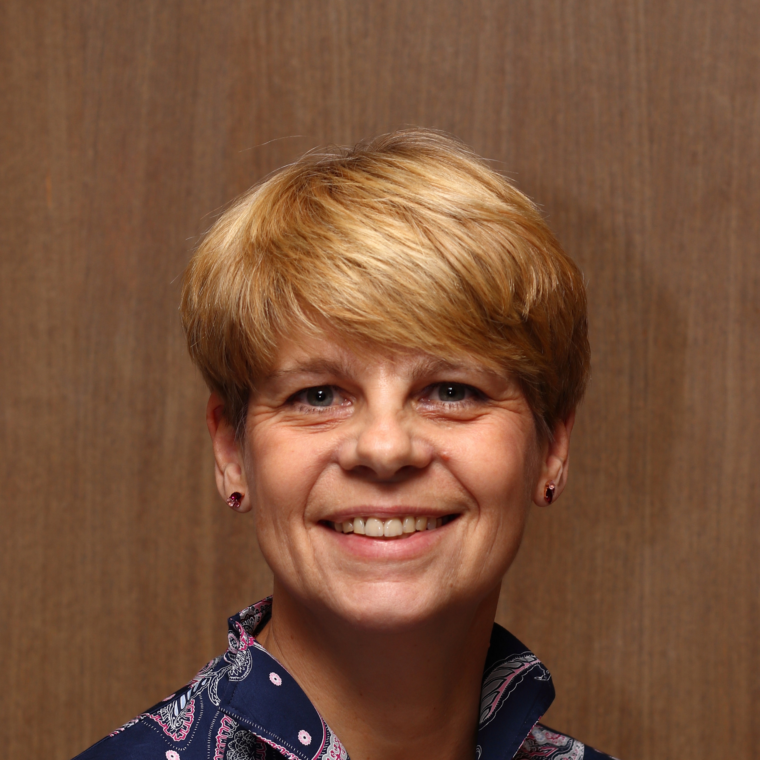 Carmen Weber | Schriftwart*in